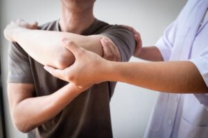 rotator cuff shoulder stiff