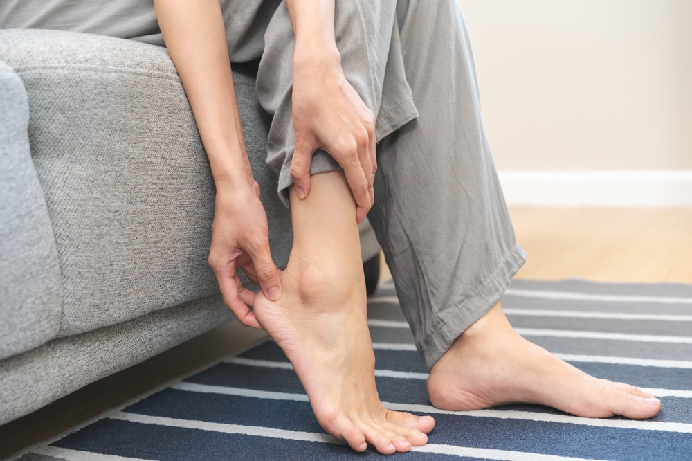 Joint Pain, Joint Swelling, Joint Stiffness, Joint Inflammation – Causes, Diagnosis, and Treatments