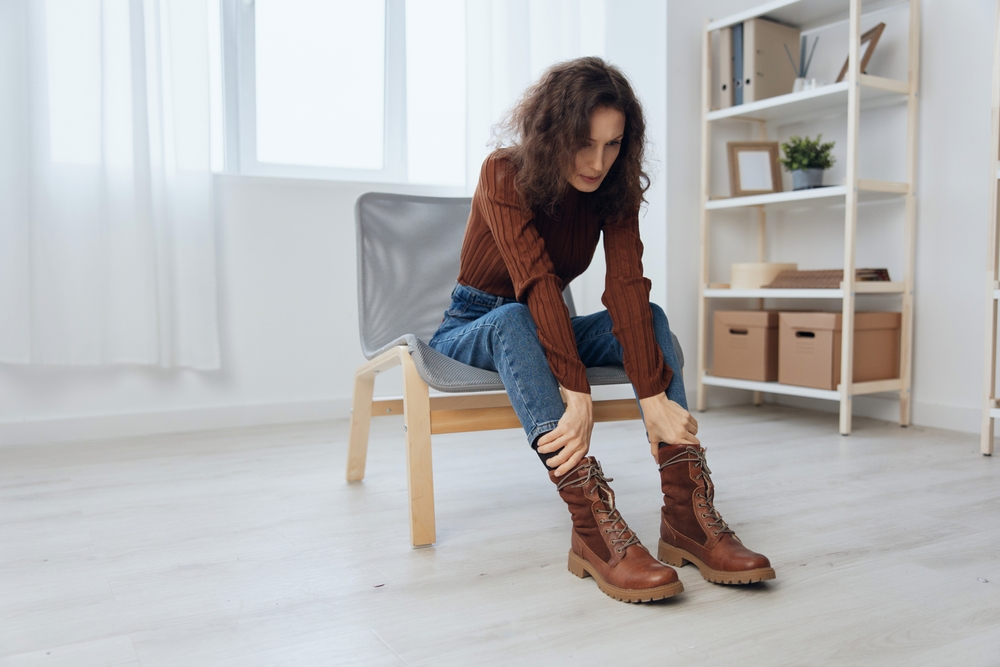 Worsened pain after sitting or standing for a long time – Causes, Diagnosis, and Treatments