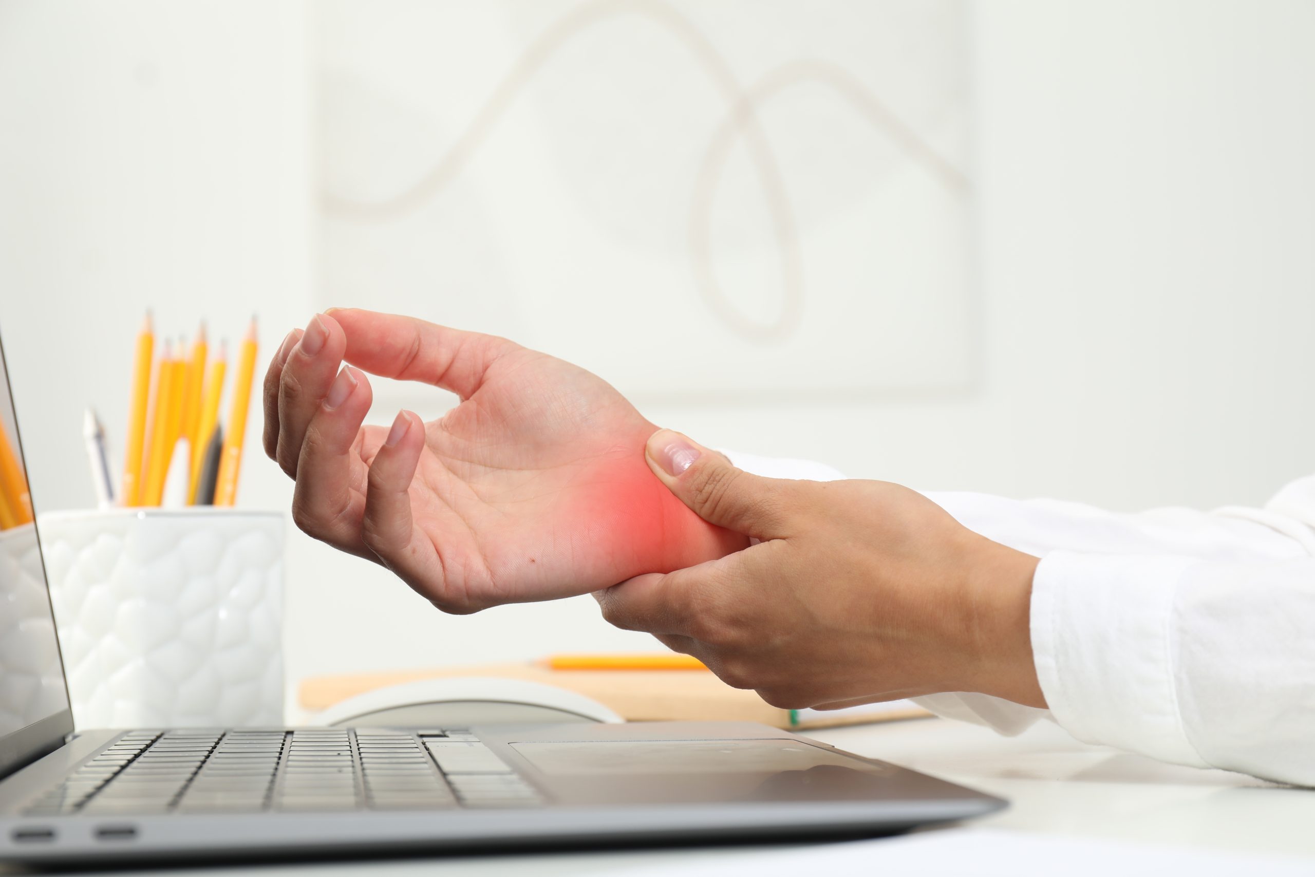 Painful cord in the vein & red skin discoloration – Causes, Diagnosis & Treatment