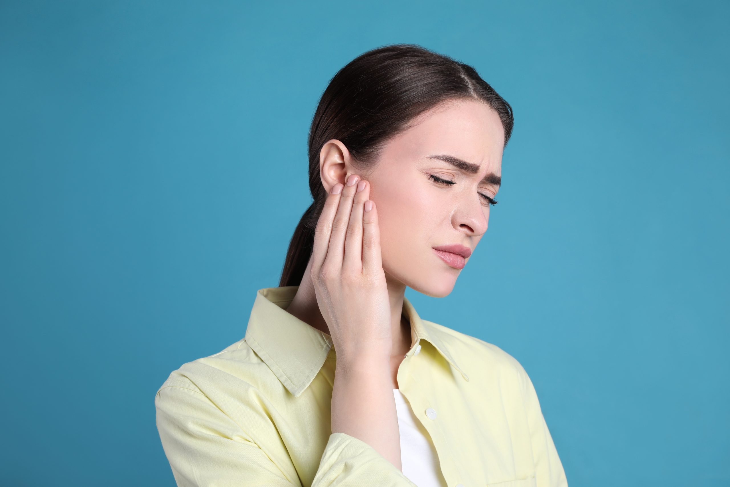 Popping or cracking sounds in the ear – Causes, Diagnosis & Treatment